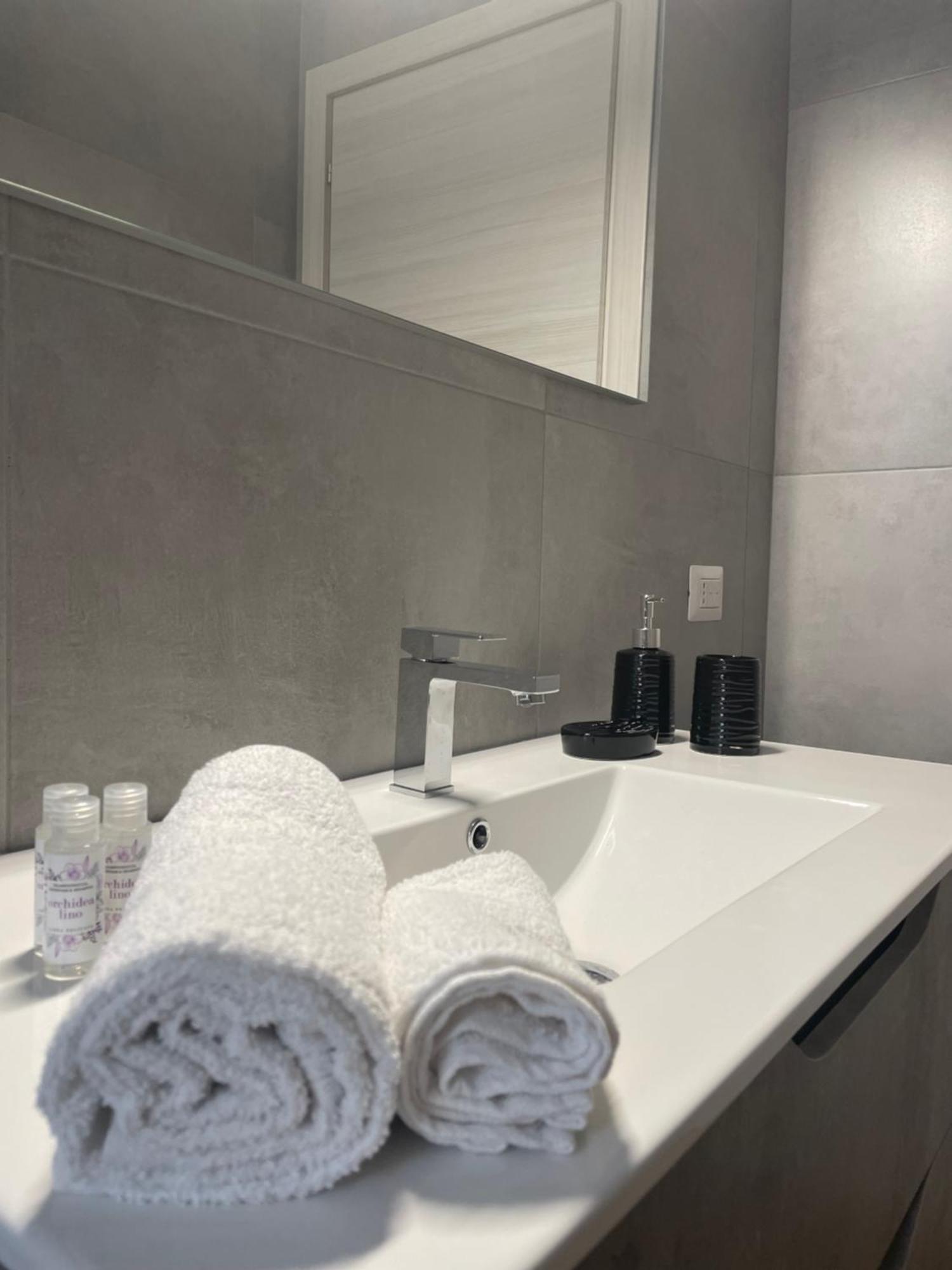 Maioliche Apartment Margherita Di Savoia Esterno foto