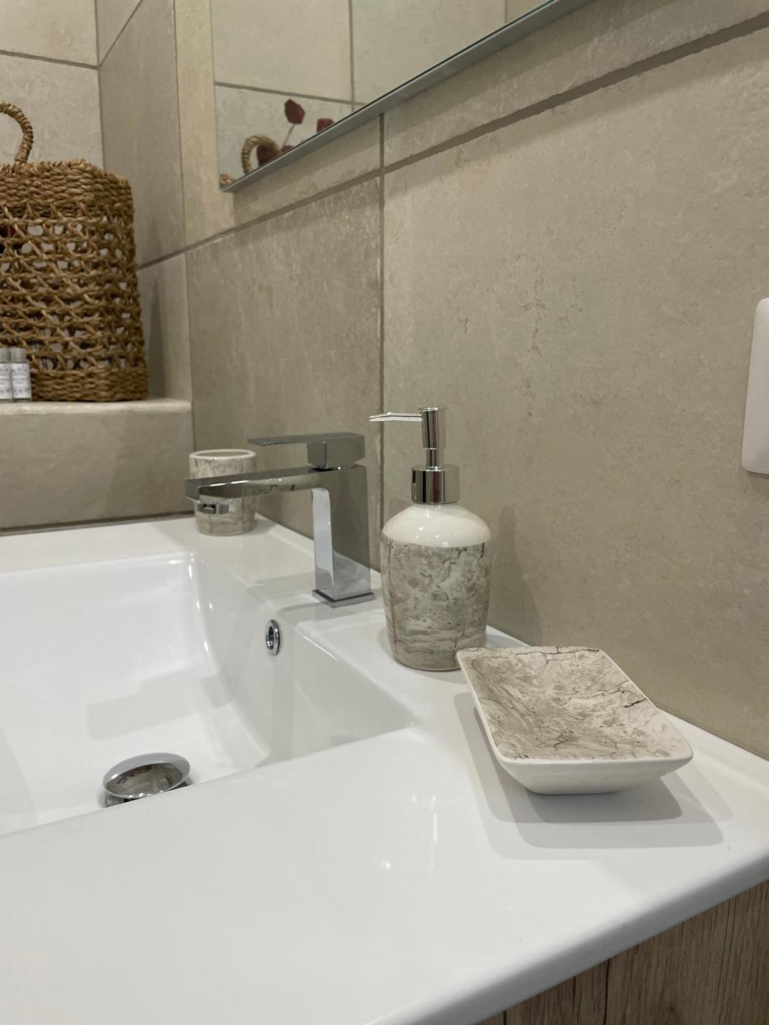 Maioliche Apartment Margherita Di Savoia Esterno foto